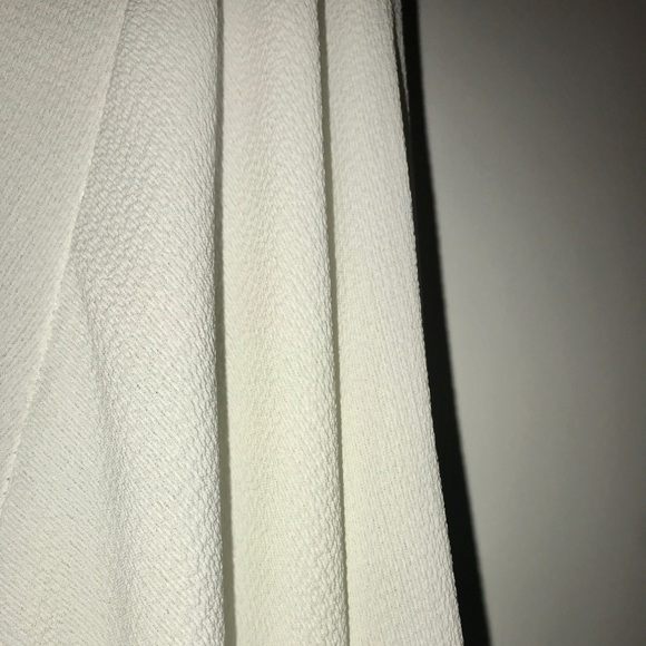 Mendocino Bell Sleeve Tie Top - Picture 2 of 4